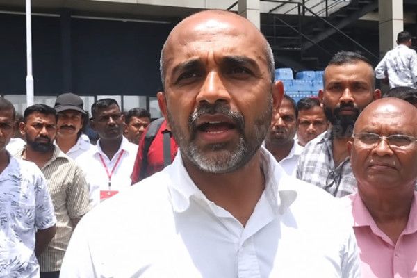 அரசியல் நோக்கங்களுக்காகவே தொழிற்சங்க போராட்டம் !